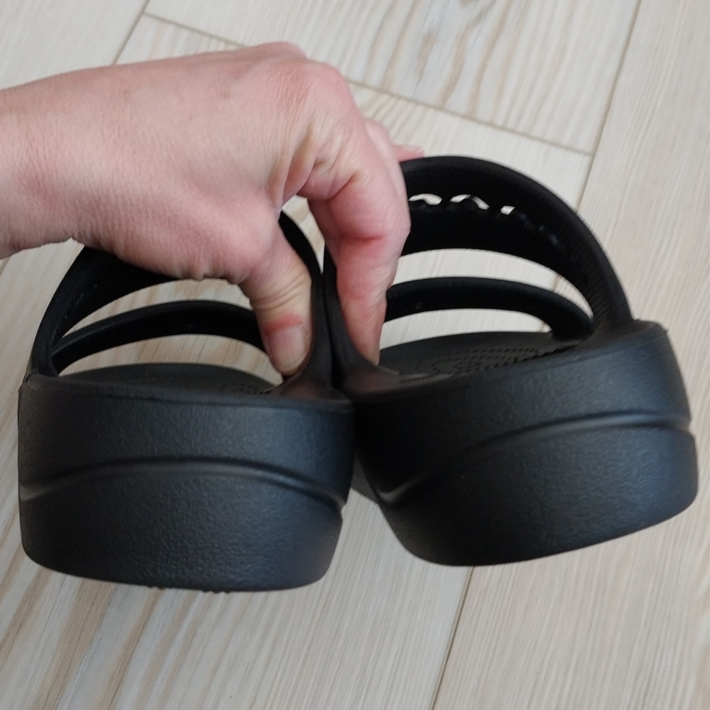 Crocs Baya Platform Slide Sandals - Picture 5 of 6